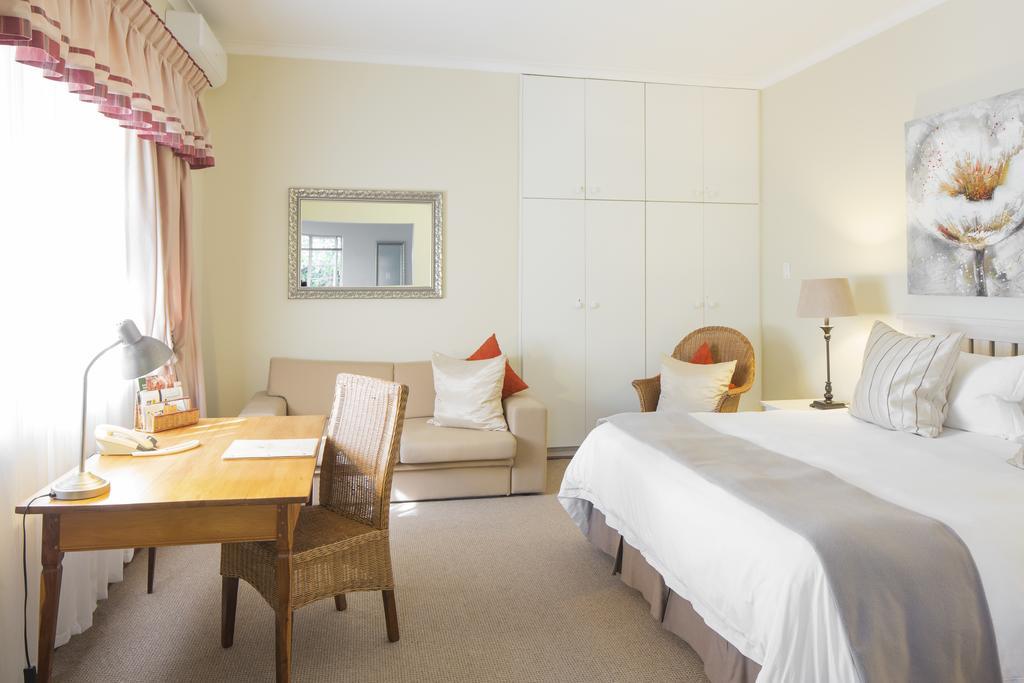 Kingfisher Guesthouse Port Elizabeth Exterior foto